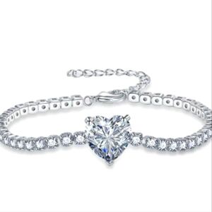 1 pc Heart-Shaped Rhinestones Tennis Bracelet